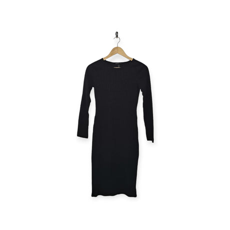 فستان أسود | مقاس XS