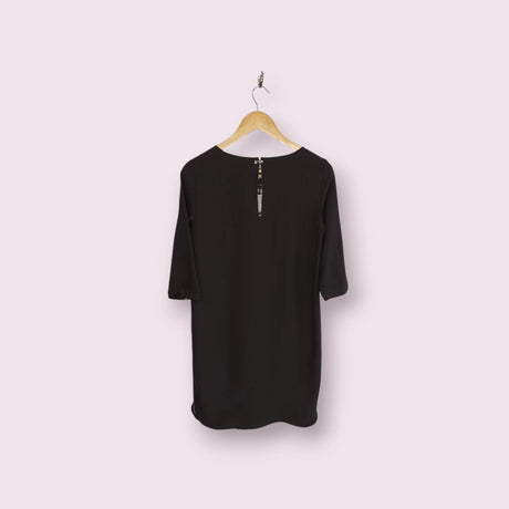 فستان بطبعة أبيض وأسود من MANGO مقاس S | مقاس S