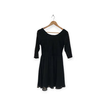 فستان أسود قصير من H&M | مقاس 40