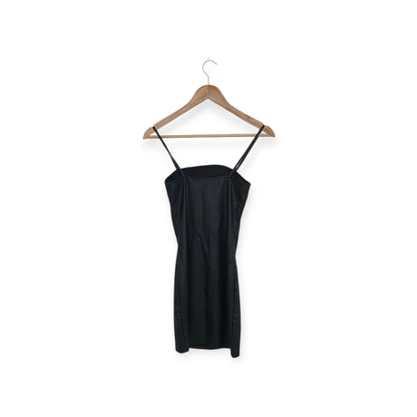 فستان أسود قصير H&M | مقاس XS