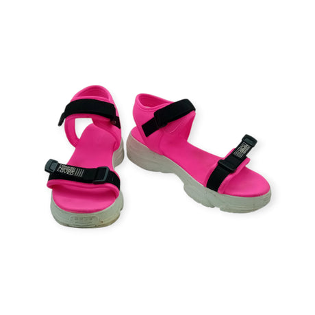סנדלים ורודים עם פלטפורמות Scoop Shoes מידה 41