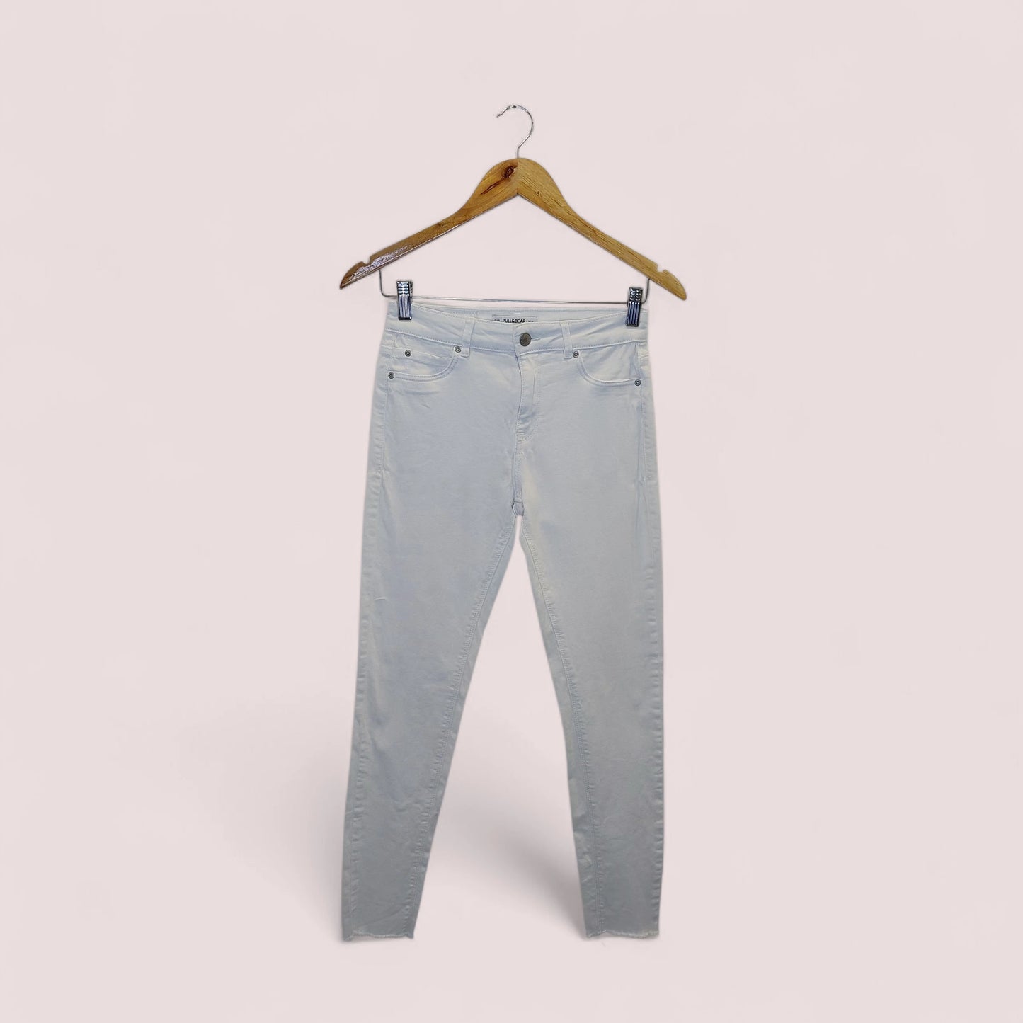 بنطلون جينز أبيض PULL&BEAR | مقاس 36