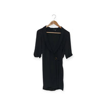 فستان قصير أسود من twentyfourseven | مقاس XS