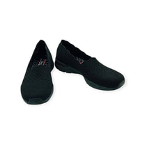 נעליים שחורות SKECHERS | מידה 37