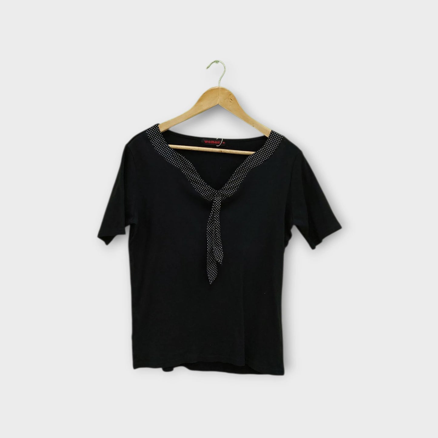 חולצה שחורה | מידה 4