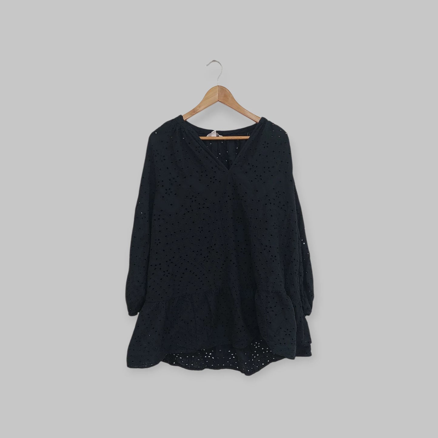 تيشيرت أسود H&M | مقاس L