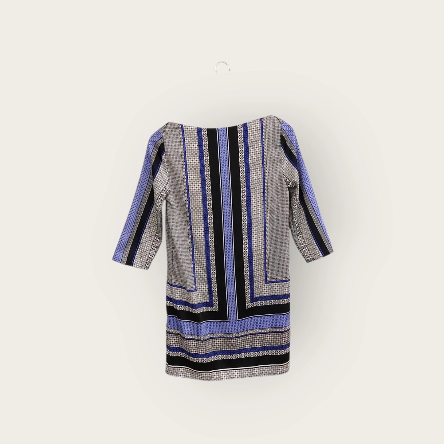 فستان مطبوع من H&M مقاس 36 | مقاس 36