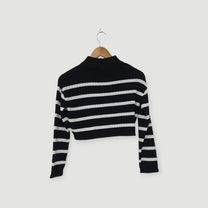 100% أكريليك، كنزة مخططة باللونين الأبيض والأسود، H&M،