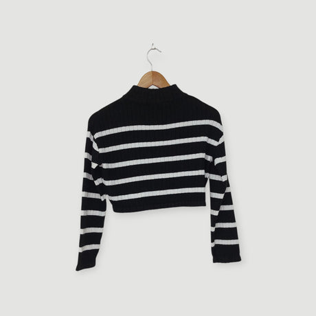 100% أكريليك، كنزة مخططة باللونين الأبيض والأسود، H&M،