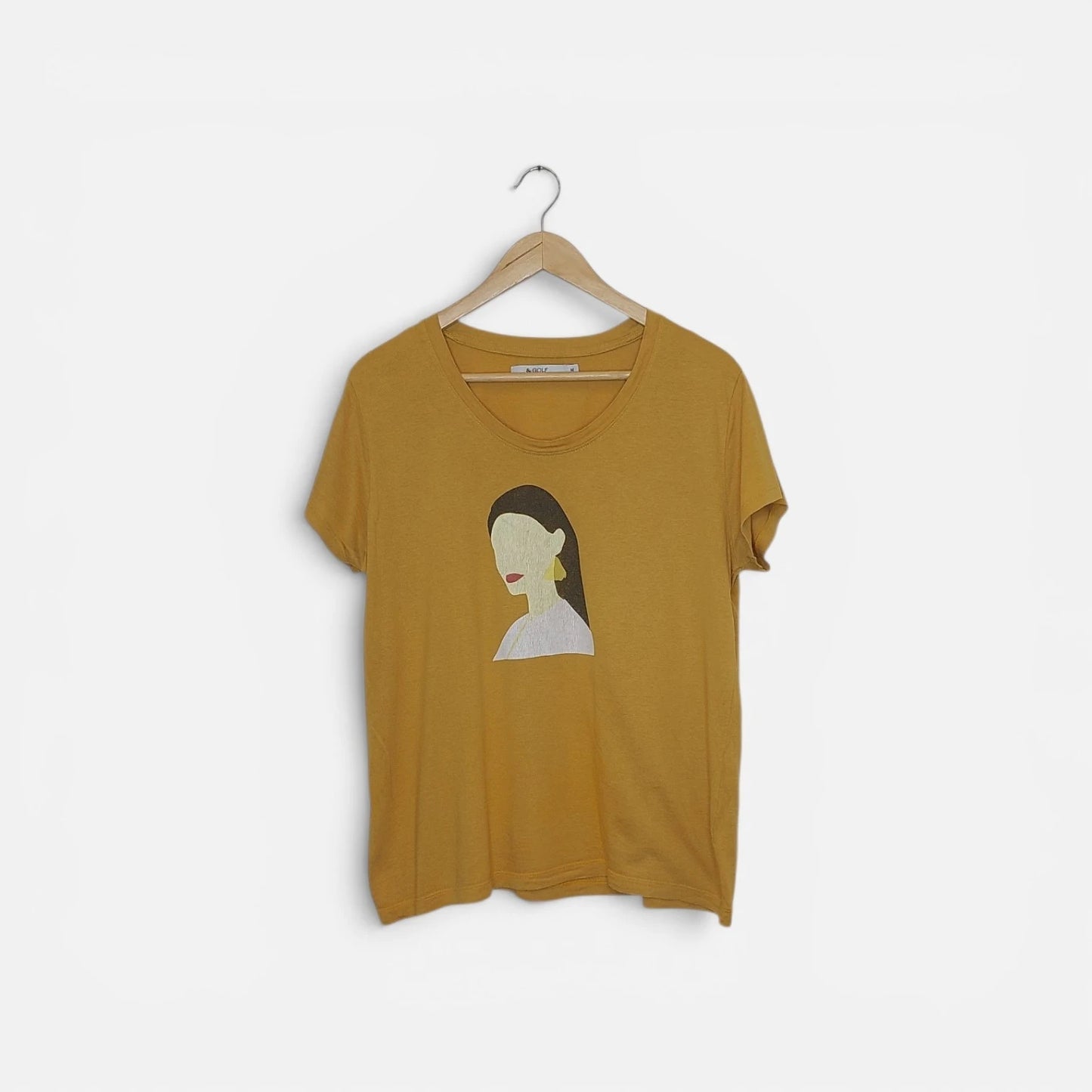 חולצת TSHIRT בצבע חרדל | מידה M