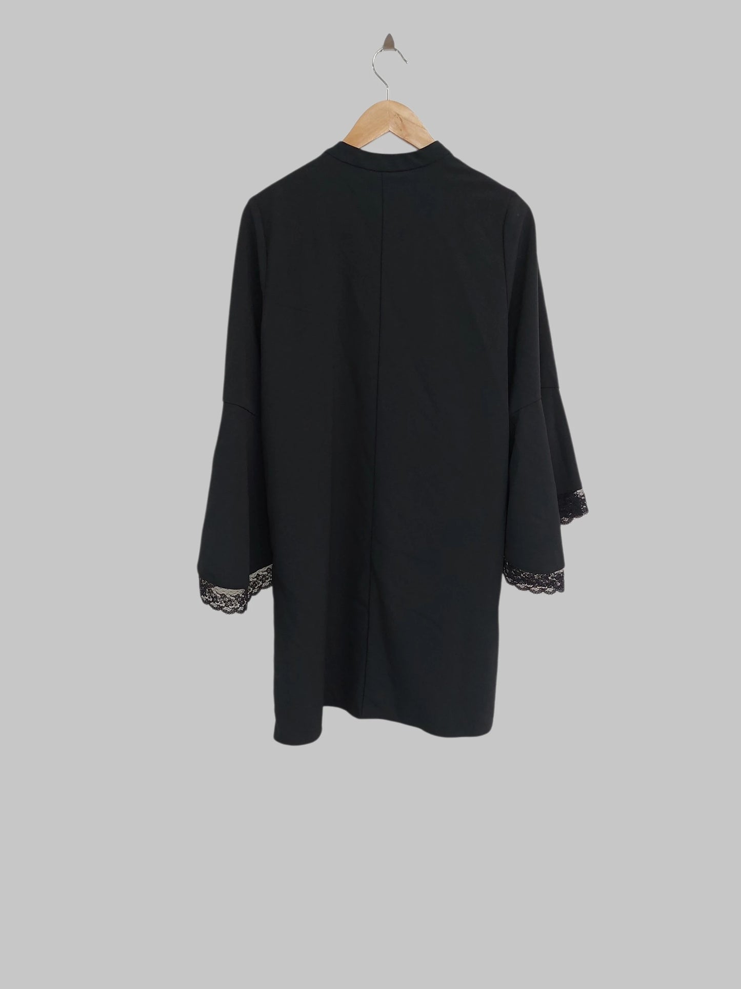 שמלת מידי שחורה ZARA BASIC | מידה L
