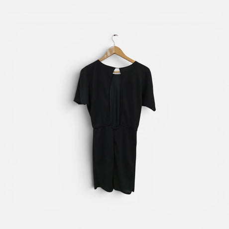 שמלת מידי שחורה מידהה XS של ZARA | מידה XS