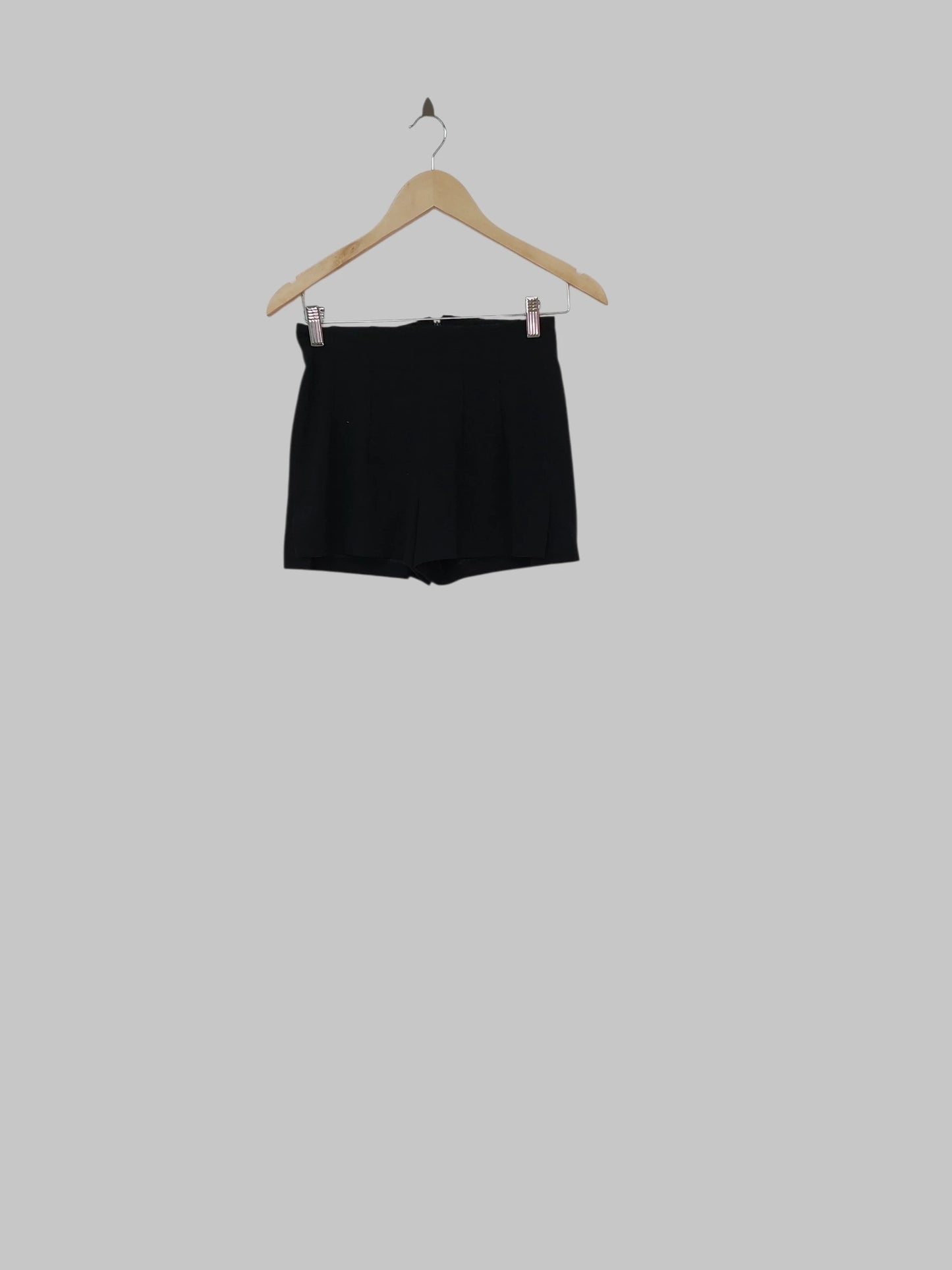 מכנסיים שחורים קצרים Zara basic | מידה XS