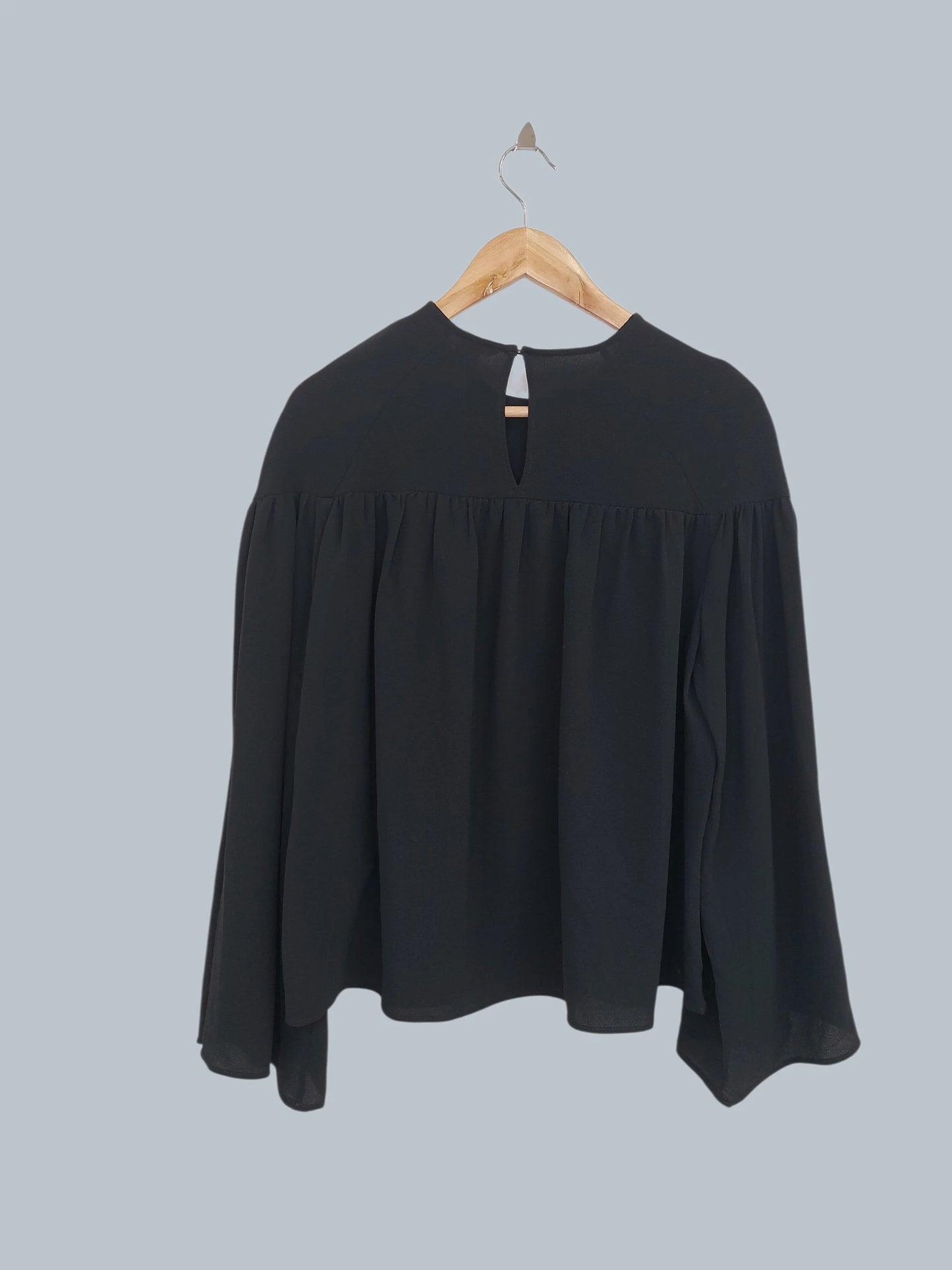 חולצה ארוכה שחורה H&M | מידה S