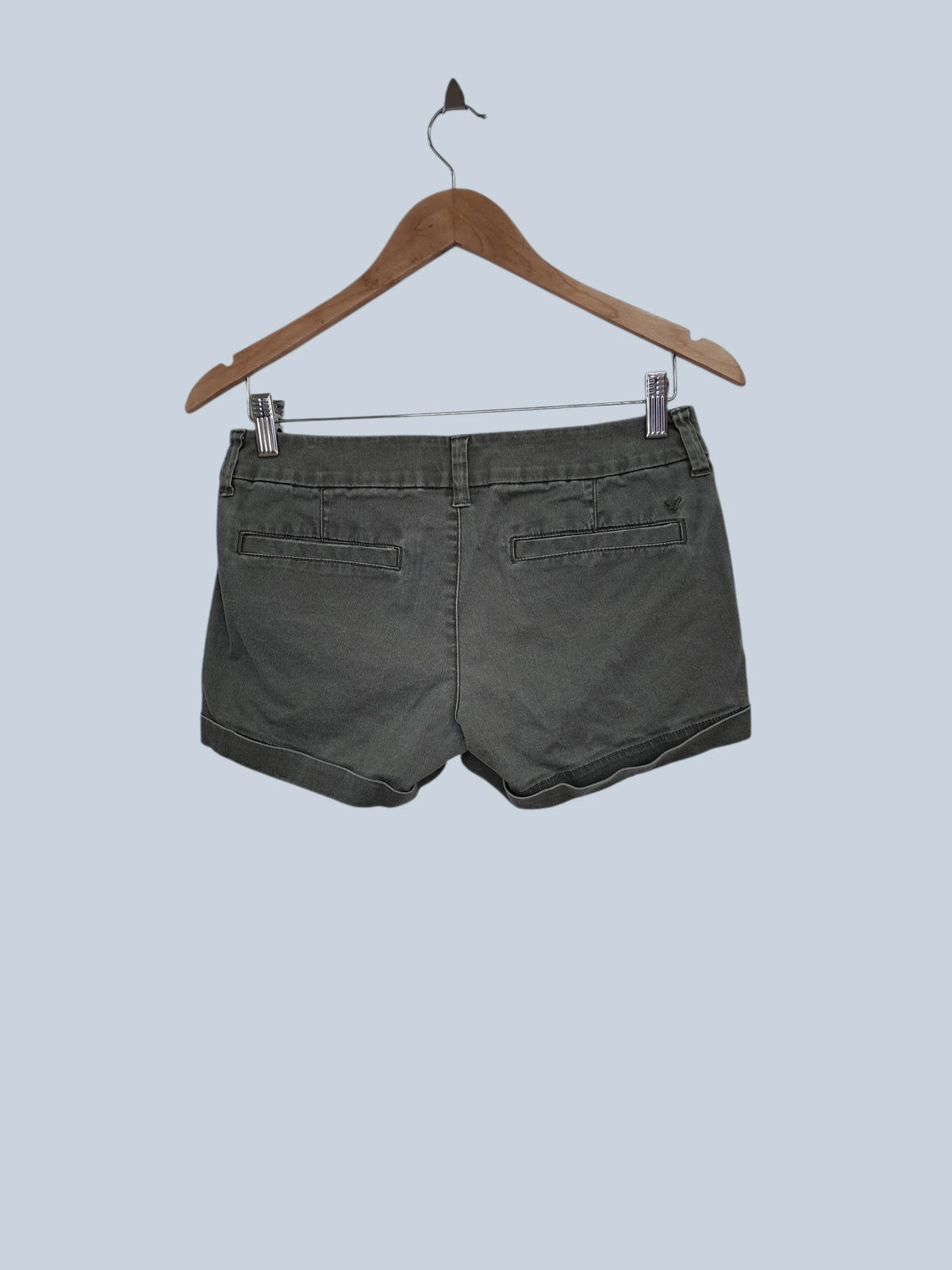 מכנס קצר ירוק זית AMERICAN EAGLE | מידה XS