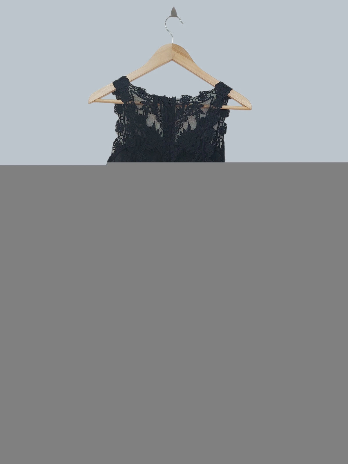 שמלת מיני שחורה DIVIDED H&M | מידה XL